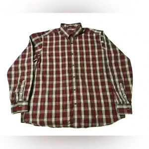 Eddie Bauer Men’s Size XL Long Sleeve Button Down wrinkle resistant relaxed fit